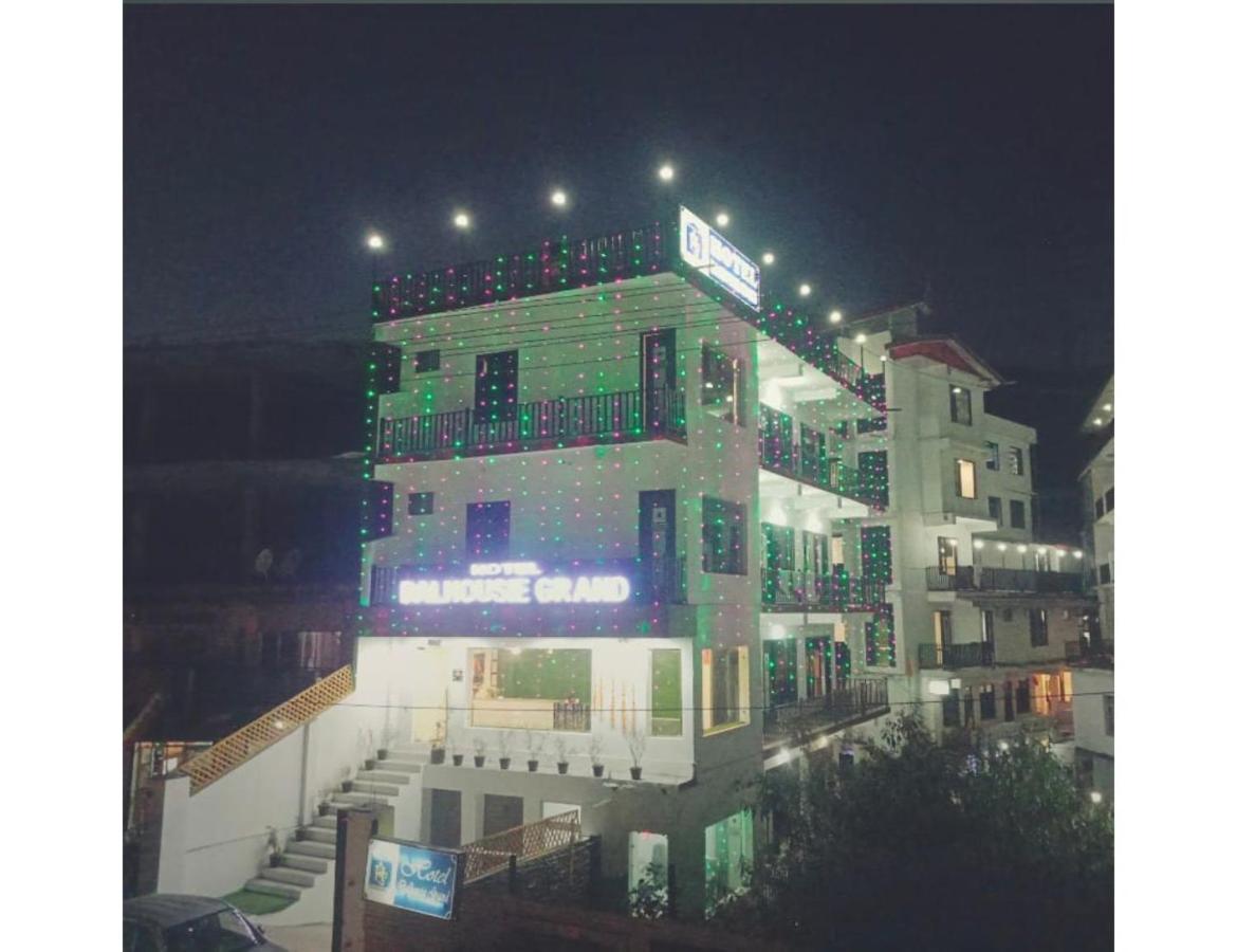 Hotel Dalhousie Grand Banikhet Exteriér fotografie